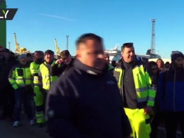 WATCH: Protests hit major European port of Trieste amid threats to block it completely over Italy’s mandatory Green pass