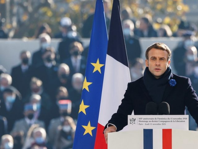 Macron quietly changes French flag – reports