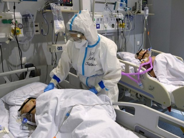 Russian official reveals how long Covid-19 patients could be contagious
