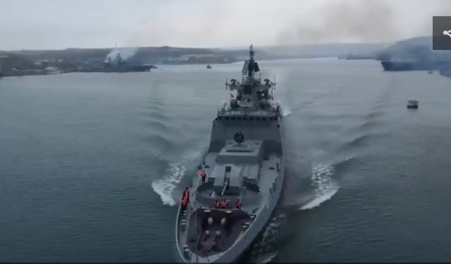 Russia orders warships into Black Sea (VIDEO)