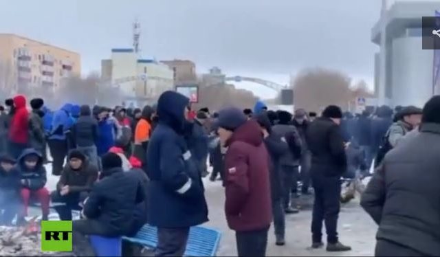 Protesters storm govt building in Kazakhstan’s largest city