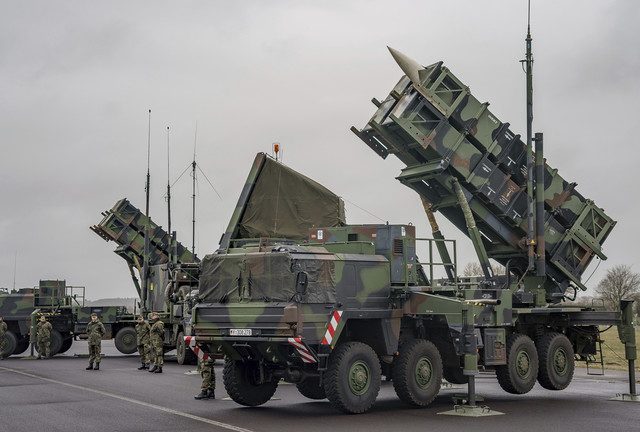 Ukraine’s neighbor begins deployment of NATO’s air defense system