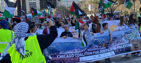 Hundreds In Chicago Rally In Protest Of Israeli Raids On Al-Aqsa
