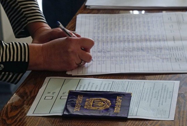 Ukraine’s Kherson votes to join Russia