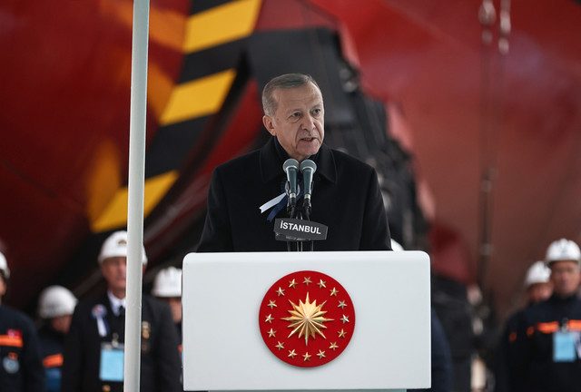 Erdogan brushes off US warnings