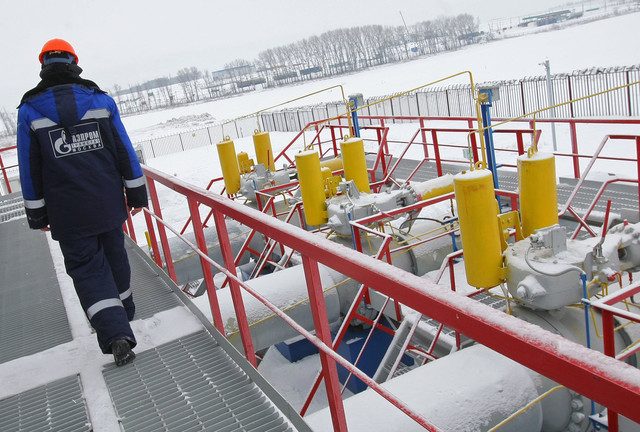 Russia slashes EU-bound gas transit through Ukraine