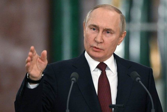 Putin announces Christmas truce