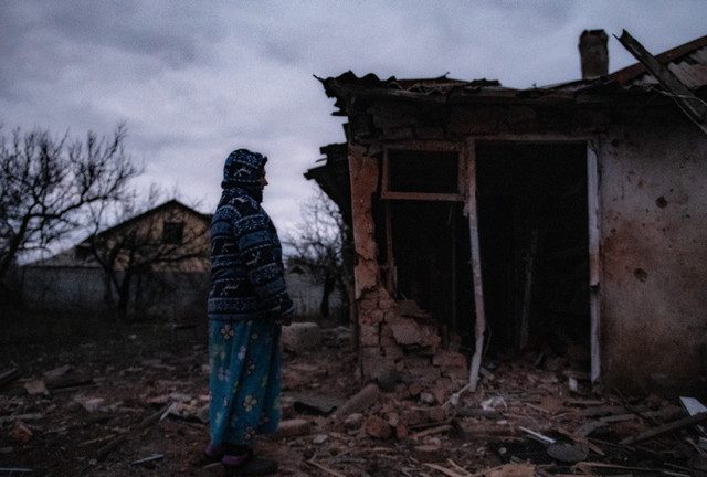 Donetsk shelled in first minute of Christmas truce – authorities