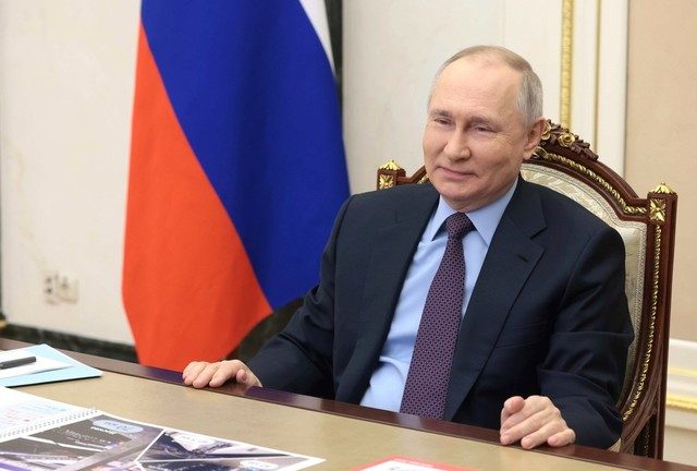 Kremlin ‘unfazed’ by Putin arrest warrant