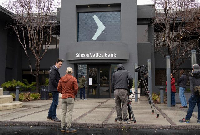 Major Silicon Valley bank implodes