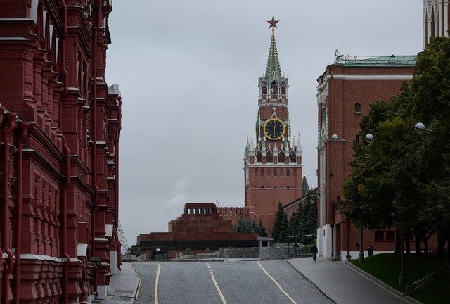 Kremlin warns of global economic crisis