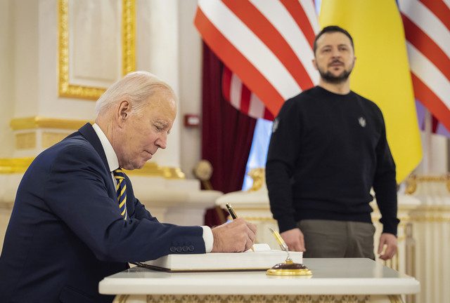 US preparing ‘Israel-style’ security guarantees for Ukraine – Biden